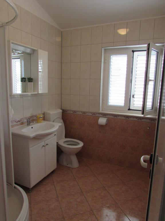 Apartmani Leona Bibinje Exterior photo